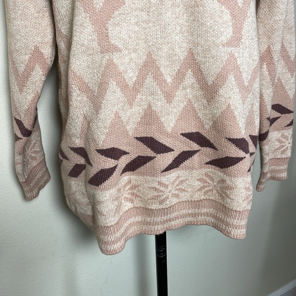 Heimish Reindeer Sweater Top NWT size Medium - Picture 5 of 7